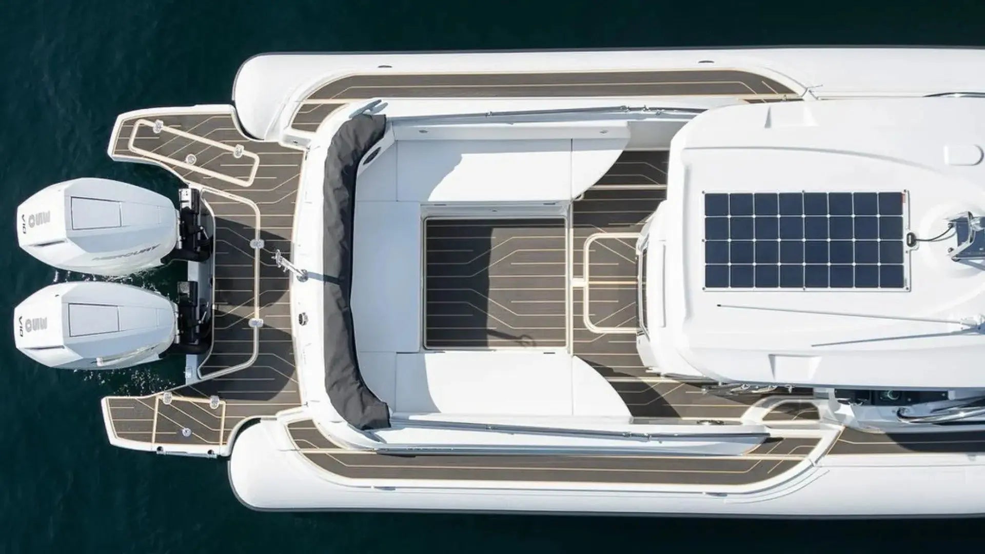 EVA-Foam-Boat-Flooring-Benefits-DIY-Installation-Maintenance BoatFloorings